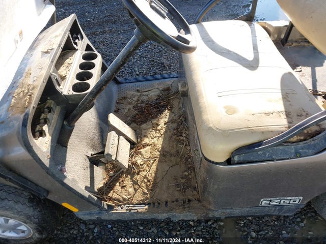 Ez Golf Cart 2014 3038879 Image 6