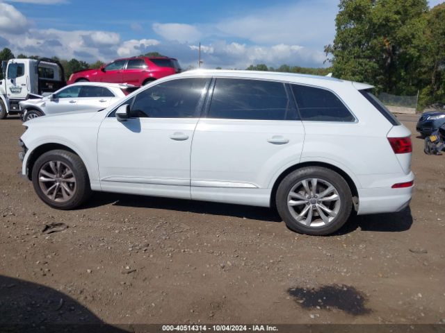 WA1AHAF75HD041603 Audi Q7 2.0t Premium