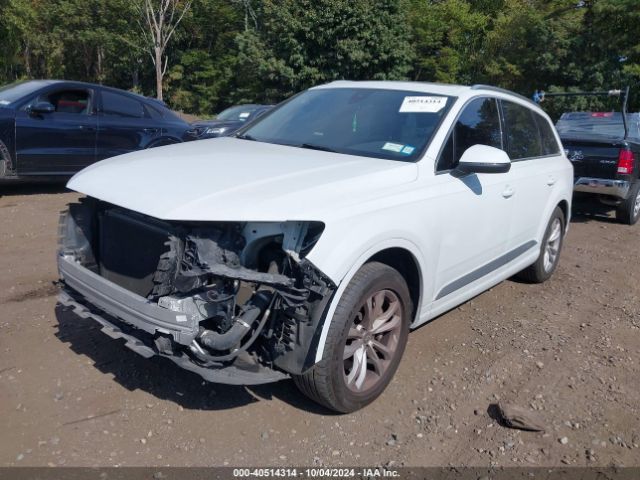 WA1AHAF75HD041603 Audi Q7 2.0t Premium