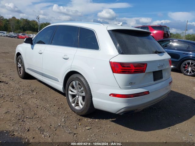 WA1AHAF75HD041603 Audi Q7 2.0t Premium