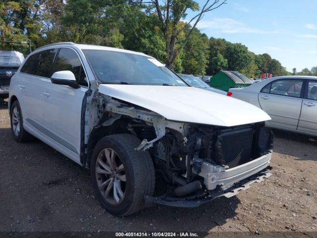 WA1AHAF75HD041603 Audi Q7 2.0t Premium