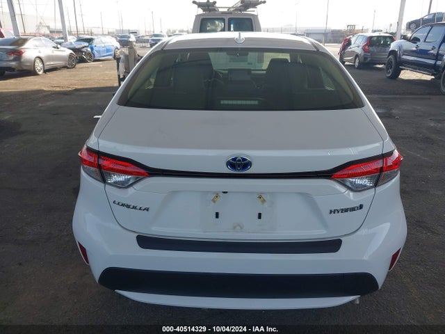 Toyota Corolla Hybrid Le 2022 JTDEAMDE0N3013529 Image 16