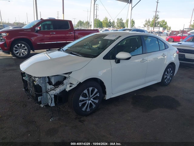 Toyota Corolla Hybrid Le 2022 JTDEAMDE0N3013529 Image 2