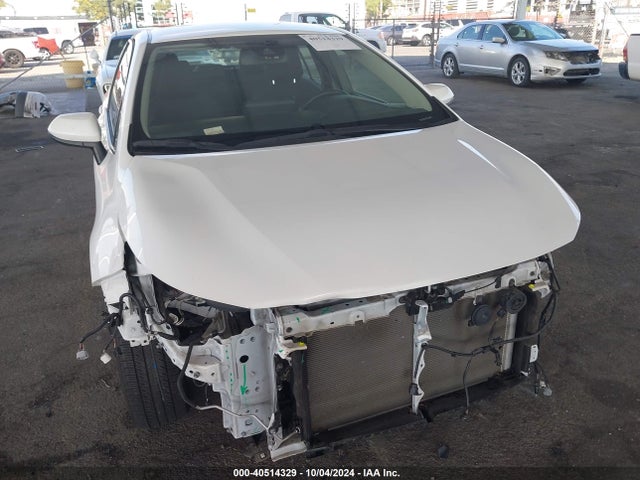 Toyota Corolla Hybrid Le 2022 JTDEAMDE0N3013529 Image 6