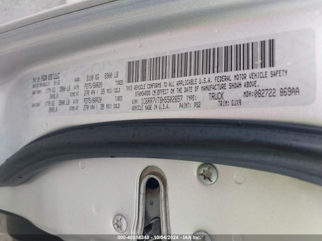 1C6RR7VT8HS502657 RAM 1500 Laramie  4x4 6'4 Box