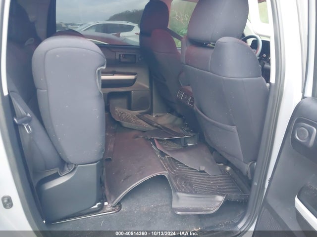 5TFDW5F13KX779305 Toyota Tundra Sr5 5.7l V8