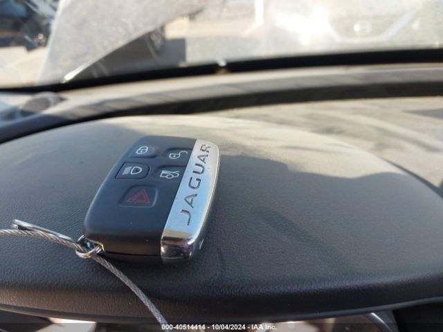 SAJAR4FX7JCP38532 Jaguar XE