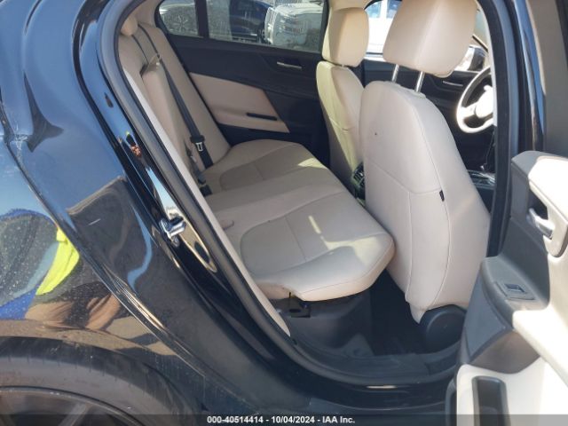 SAJAR4FX7JCP38532 Jaguar XE