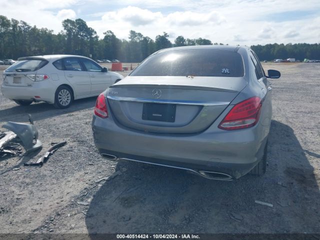 55SWF4JB2GU124412 Mercedes-Benz C 300 Luxury/sport