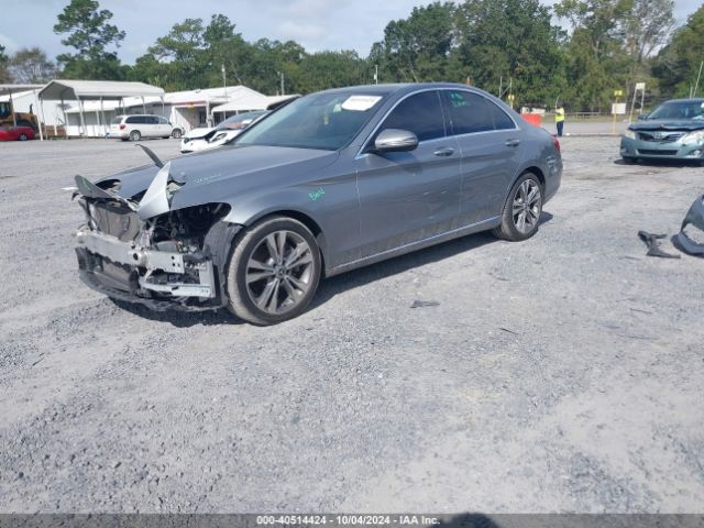 55SWF4JB2GU124412 Mercedes-Benz C 300 Luxury/sport