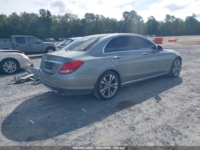 55SWF4JB2GU124412 Mercedes-Benz C 300 Luxury/sport