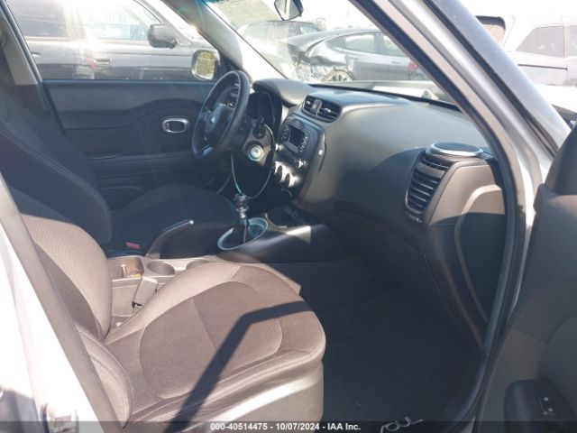 KNDJN2A25F7779140 KIA Soul