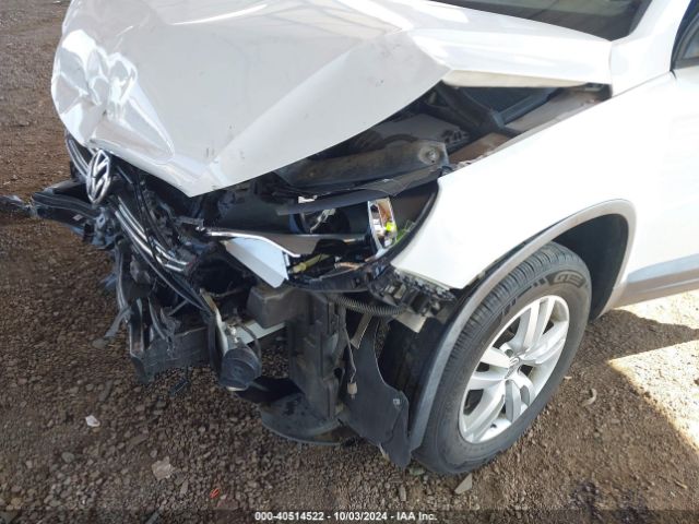 WVGAV7AX3FW613791 Volkswagen TIGUAN S