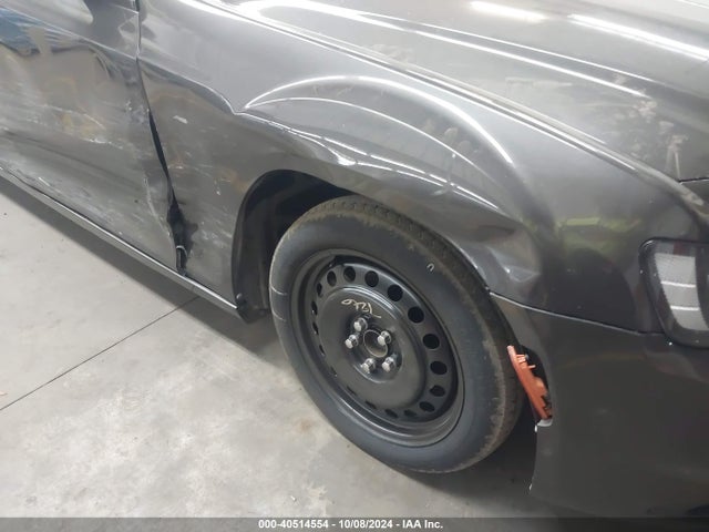 2C3CCAAG2MH512077 Chrysler 300 Touring