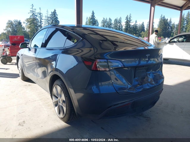 2020 TESLA MODEL Y 5YJYGDEE7LF013697 Photo 2