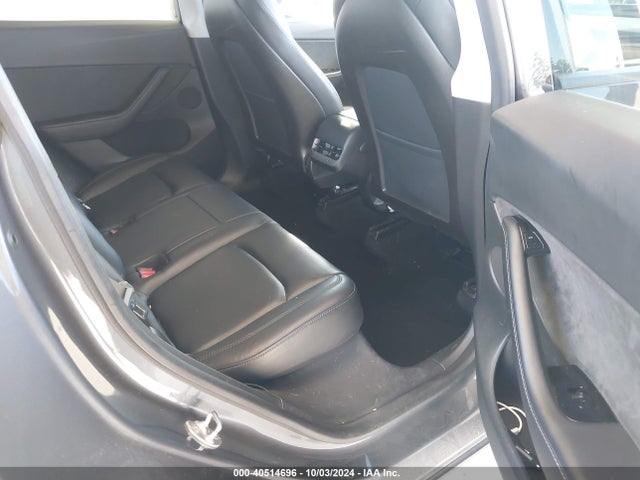 2020 TESLA MODEL Y 5YJYGDEE7LF013697 Photo 7