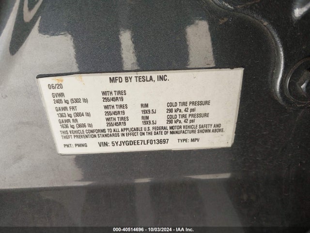 2020 TESLA MODEL Y 5YJYGDEE7LF013697 Photo 8