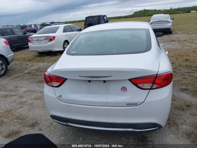 Chrysler 200 Limited 2015 1C3CCCAB4FN541302 Image 16