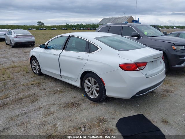 Chrysler 200 Limited 2015 1C3CCCAB4FN541302 Image 3