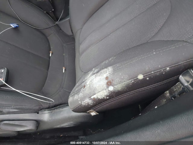 Chrysler 200 Limited 2015 1C3CCCAB4FN541302 Image 6