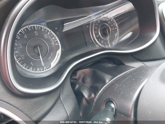 Chrysler 200 Limited 2015 1C3CCCAB4FN541302 Image 7