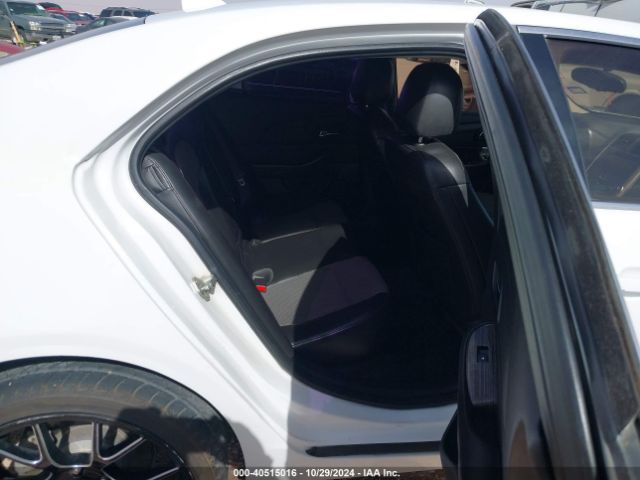 1G11E5SLXEF260302 Chevrolet MALIBU 2LT