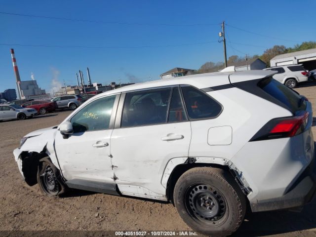 2T3G1RFV4NW301439 Toyota RAV4 LE
