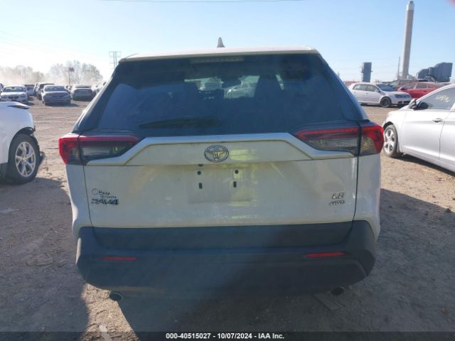 2T3G1RFV4NW301439 Toyota RAV4 LE