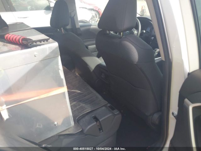 2T3G1RFV4NW301439 Toyota RAV4 LE