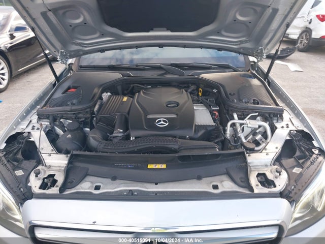 WDDZF4JB5HA105755 Mercedes-Benz E 300