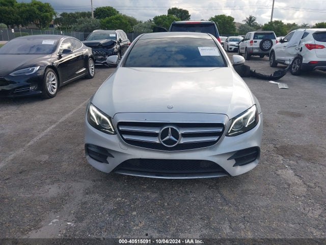 WDDZF4JB5HA105755 Mercedes-Benz E 300