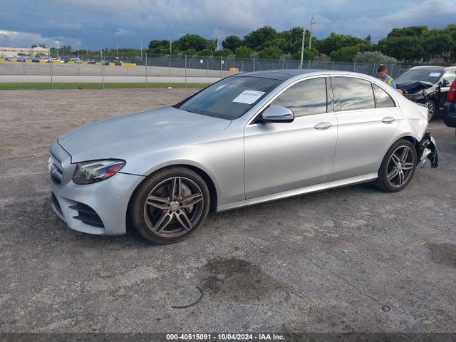 WDDZF4JB5HA105755 Mercedes-Benz E 300
