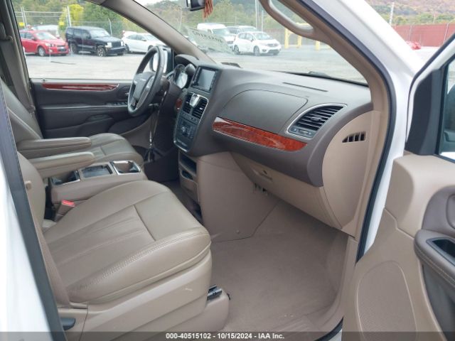 2C4RC1BG3ER318836 Chrysler Town & Country Touring
