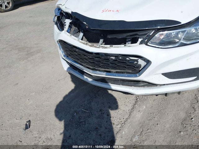 Chevrolet Cruze Ls Auto 2017 1G1BC5SMXH7270040 Image 18