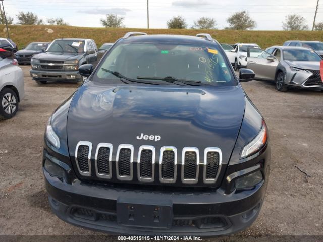 1C4PJMCS8FW530030 Jeep Cherokee Latitude