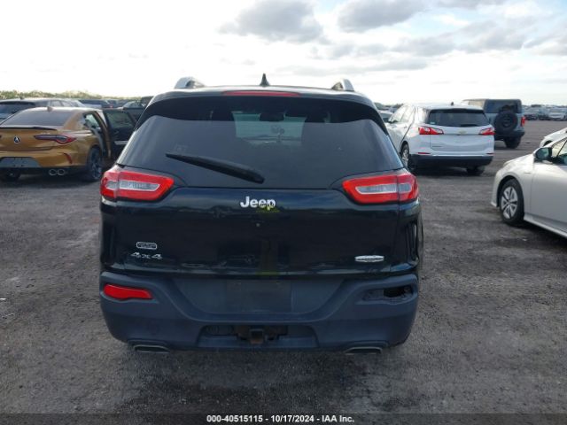1C4PJMCS8FW530030 Jeep Cherokee Latitude