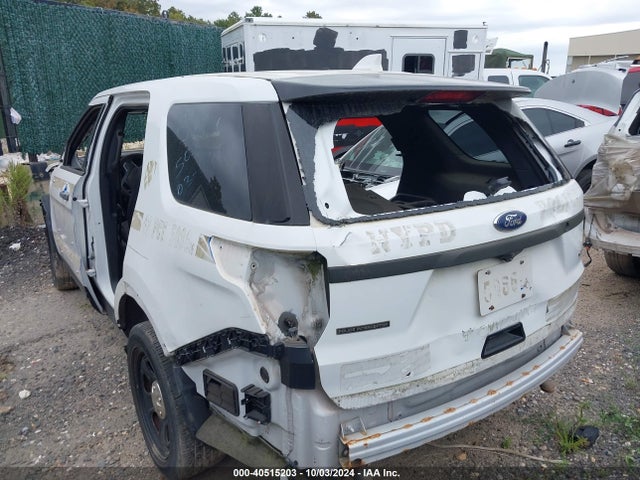Ford Utility Police Interceptor 2016 1FM5K8AR7GGB65004 Image 3