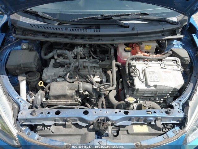 JTDKDTB34F1585531 Toyota Prius C Two