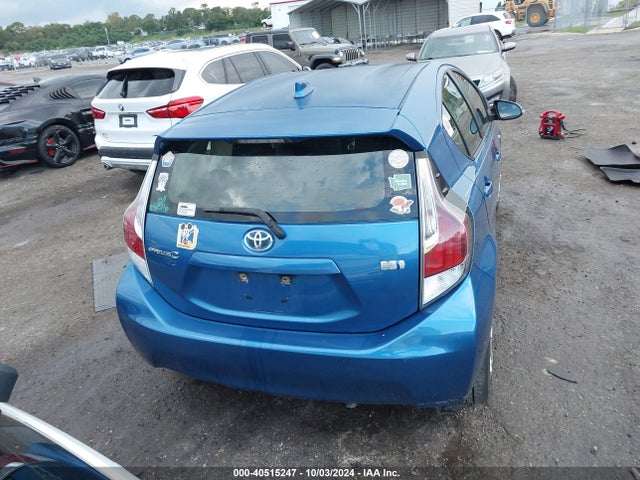 JTDKDTB34F1585531 Toyota Prius C Two