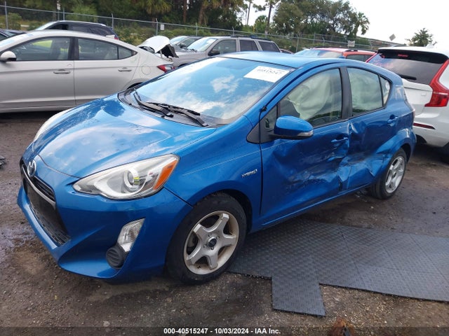 JTDKDTB34F1585531 Toyota Prius C Two