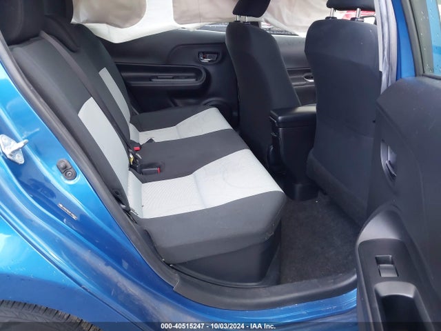JTDKDTB34F1585531 Toyota Prius C Two