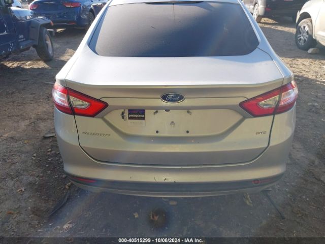 3FA6P0H76GR208083 Ford FUSION SE