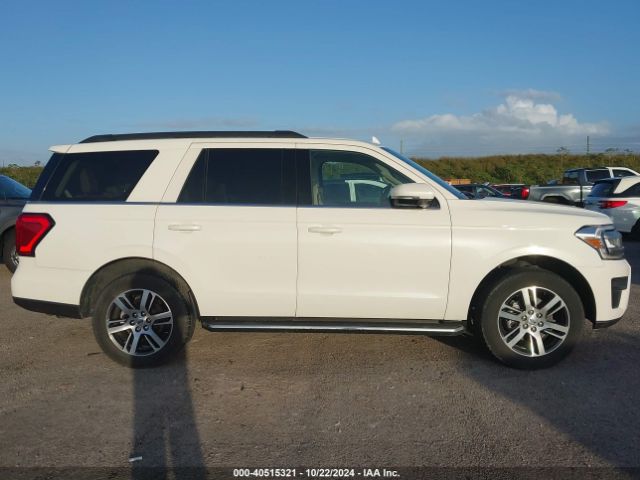 1FMJU1HT4NEA46319 Ford Expedition Xlt
