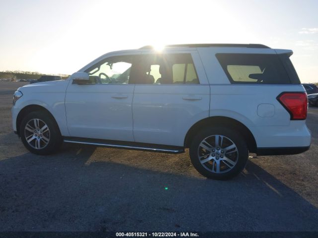 1FMJU1HT4NEA46319 Ford Expedition Xlt