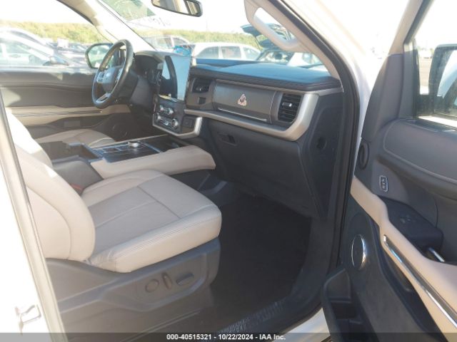 1FMJU1HT4NEA46319 Ford Expedition Xlt