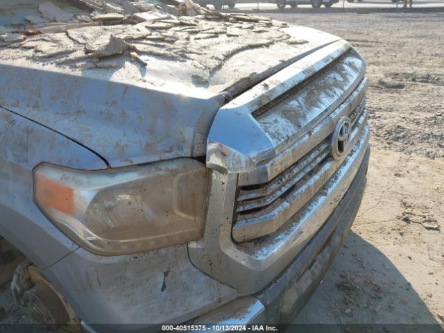 5TFUW5F13GX518327 Toyota Tundra Sr5 5.7l V8