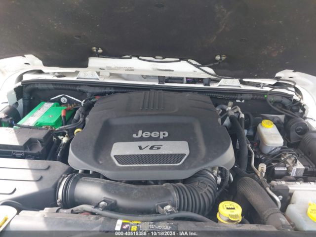 1C4HJWEG7JL819323 Jeep Wrangler Jk Unlimited Sahara