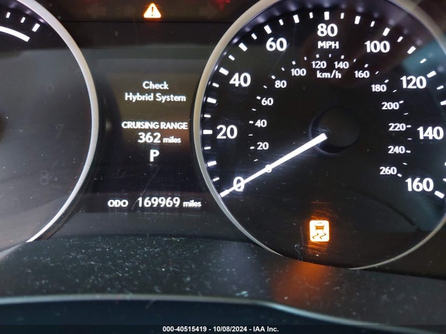JTHBW1GG8F2090557 Lexus ES 300H