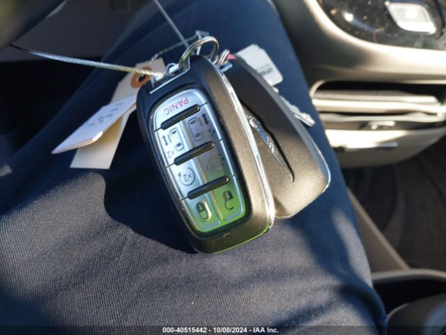 2C4RC1EG8HR811475 Chrysler Pacifica Touring-l Plus