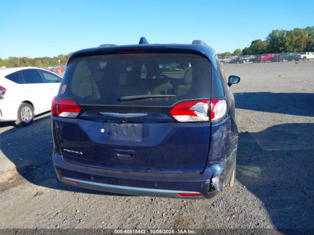 2C4RC1EG8HR811475 Chrysler Pacifica Touring-l Plus